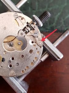 Pièce De Mouvement Roamer - Axe De Balancier Calibre 371/372 (pièce 726) - Neuf